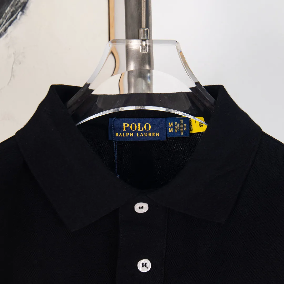 P240 zp version [exclusive supply] - Ralph Lauren/Ralph Lauren classic four-season basic three-dimensional Malaysian LOGO-No. 3 armband solid color long-sleeved POLO shirt - original version of the same 220g heavy double-sided pique cotton ✅ - three-dimensional Malaysian embroidery white background pearlescent buttons ✅ - placket chiffon film professional processing ✅ -Ralph Lauren classic Malaysian logo Polo｜Unlock the British retro sports style Made of 220g heavyweight double-sided piqué cotton to create a straight silhouette. The iconic Malaysian embroidery logo interprets American origin. The solid color system can easily control formal and casual scenes. Color: white black label pink blue label gray blue label black white label black red label navy blue red label Size: S M L XL Number: WW10726